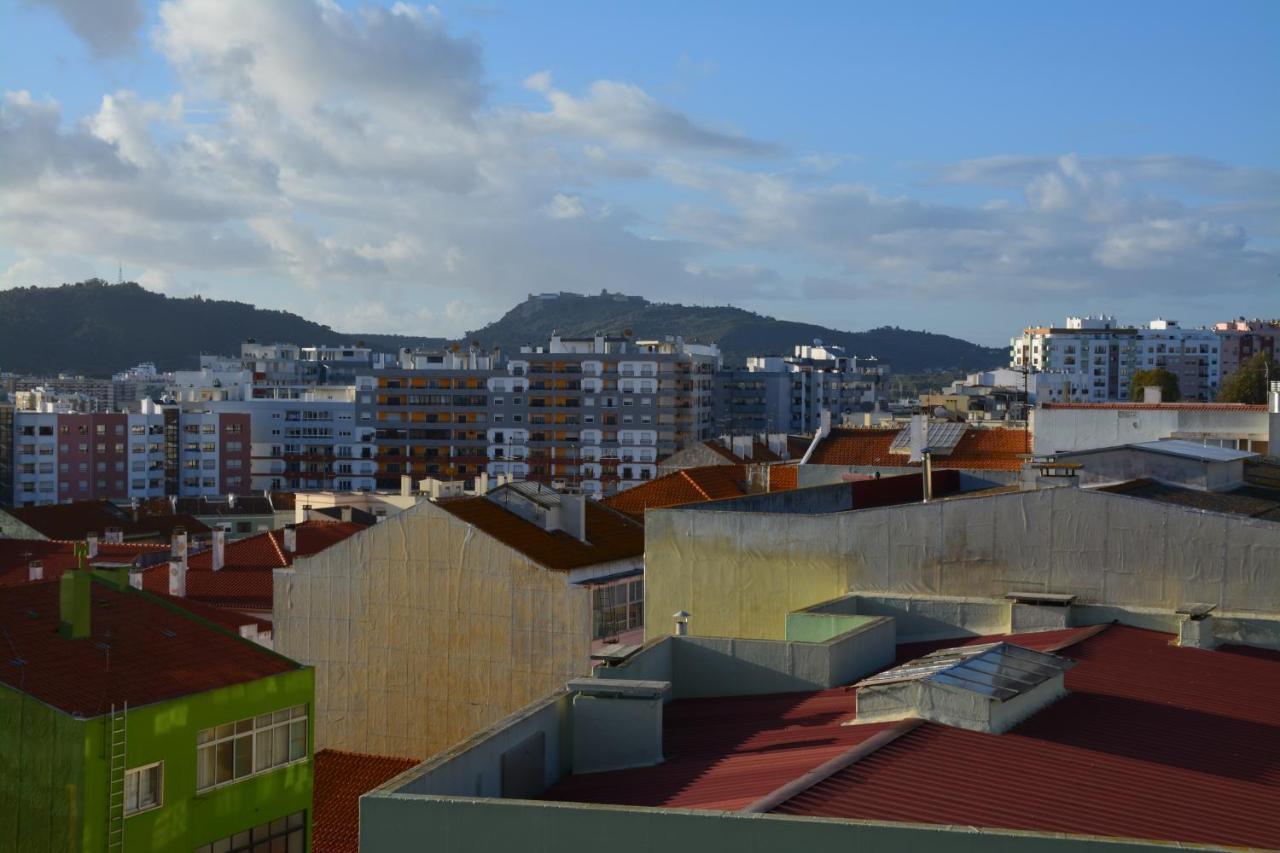 M&H Loft - Apartamento T2 Em Setúbal Extérieur photo