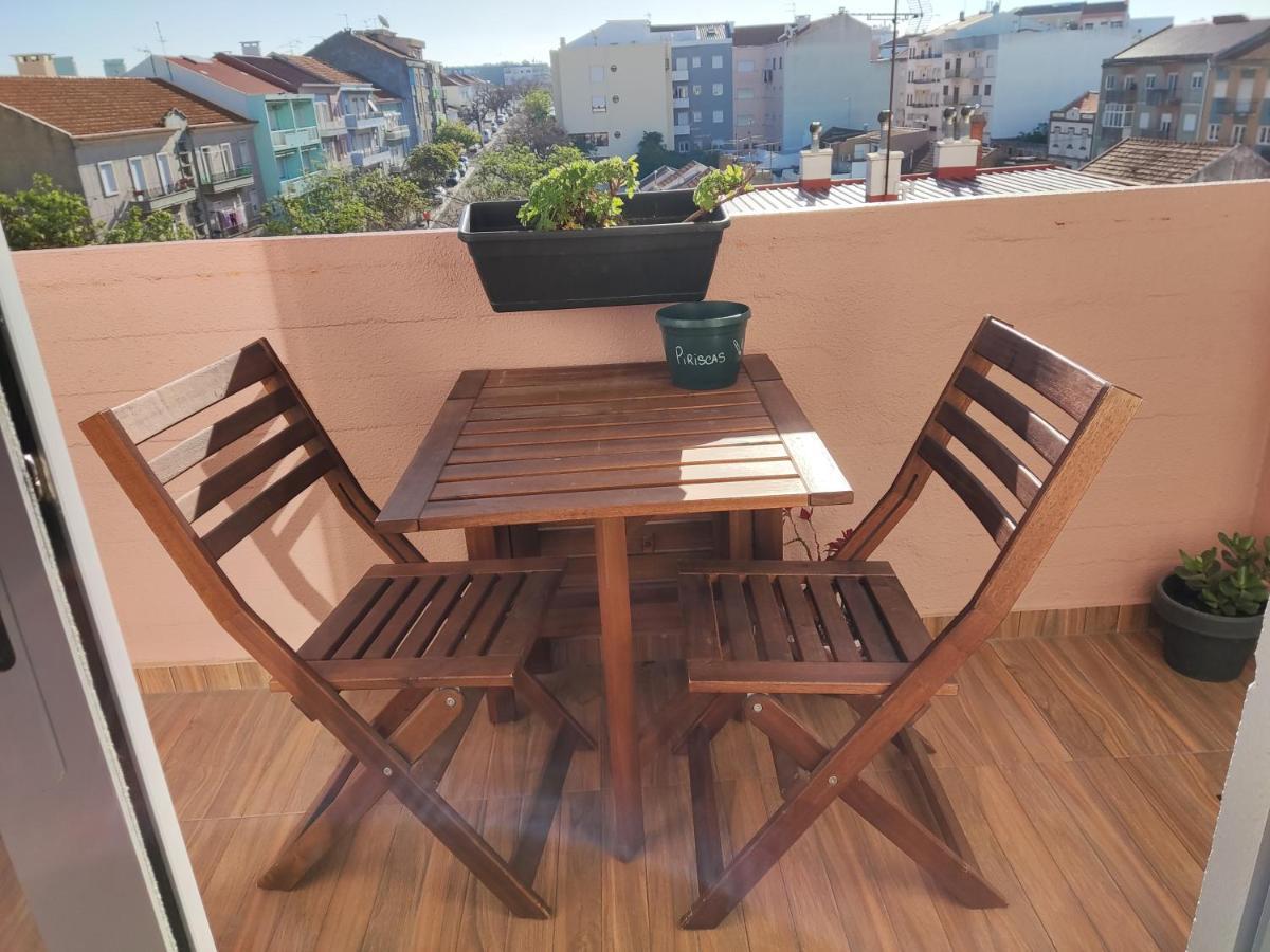 M&H Loft - Apartamento T2 Em Setúbal Extérieur photo